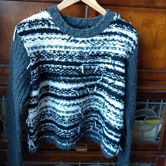EDUN Ireland Gorgeous Wool Blend Crewneck Sweater - Picture 1 of 9